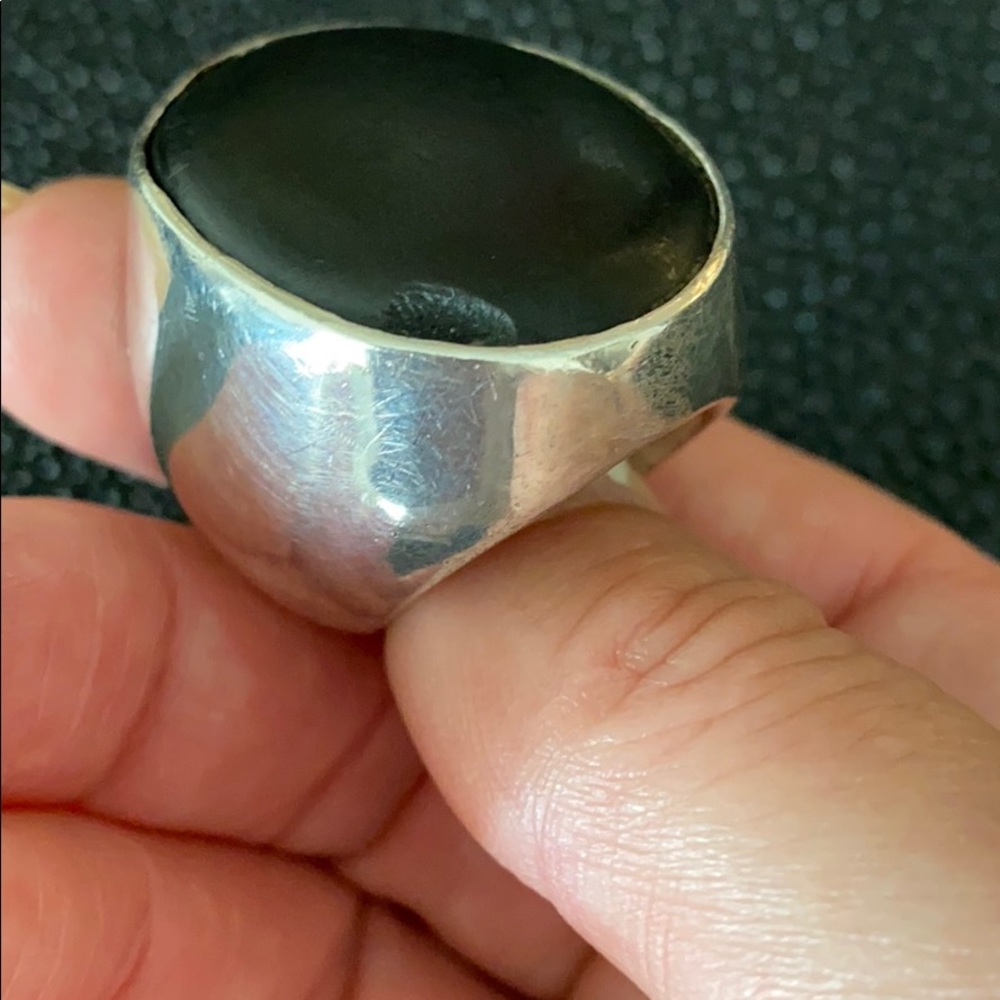 Solid Sterling & Onyx Oversized Ring - image 4
